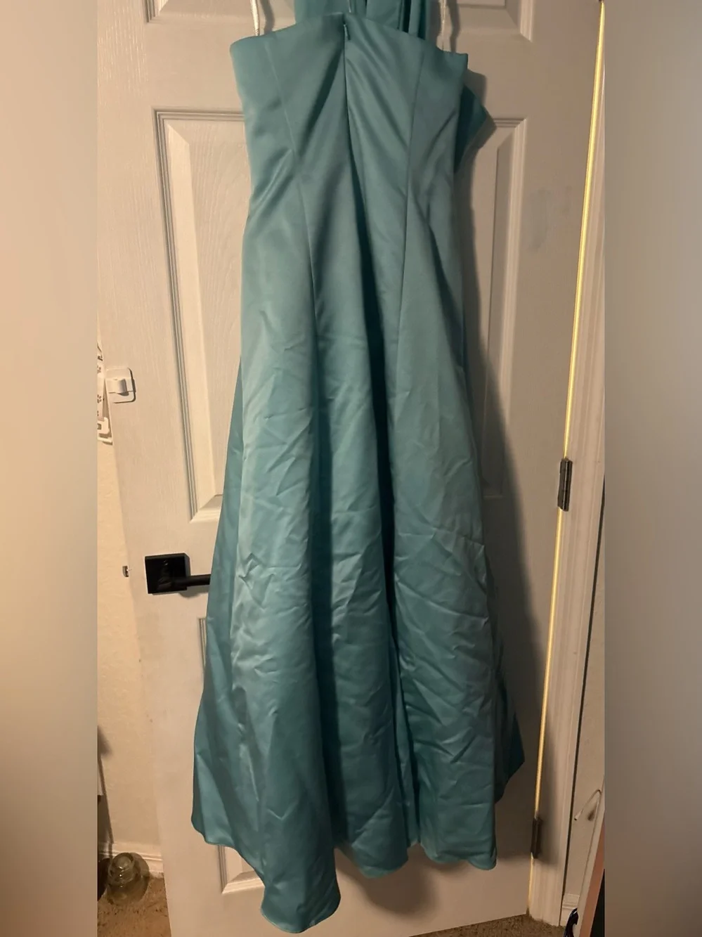 David’s Bridal Gown - Picture 6 of 7